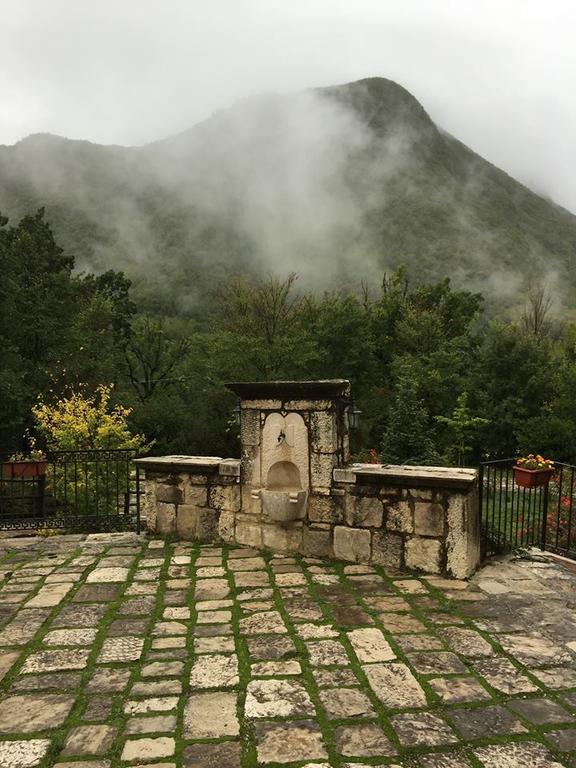 Country House Casale Kolidur Guest House Guardiaregia Exterior foto
